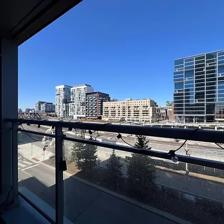 Dan Leckie Suites-3